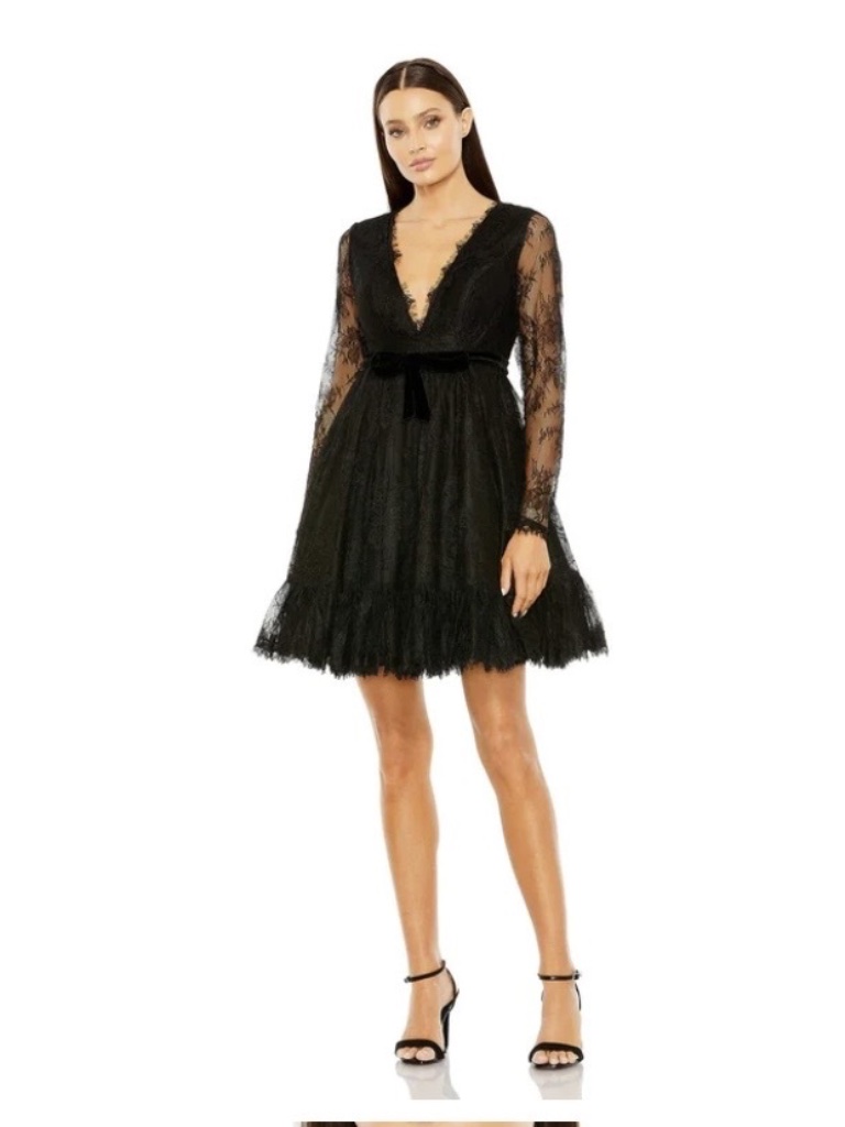 Mac Duggal Short Lace Dress In Black